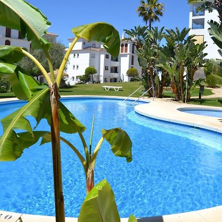 Luxury Garden Apartment - Walking Distance To The Sea Sitio de Calahonda Екстер'єр фото
